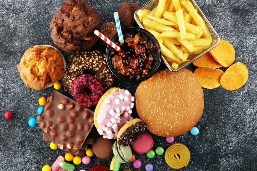 Junk food egészségtelen ételek